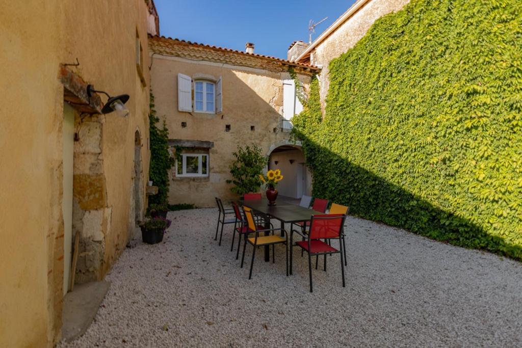 Bed and Breakfast Domaine De Laplan Cezan Exterior foto